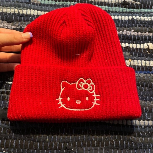 Sanrio Accessories - Hot Topic Hello Kitty Sanrio Beanie Red